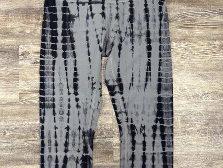 Black & Grey Athletic Capris Lululemon, Size 8 For Discount