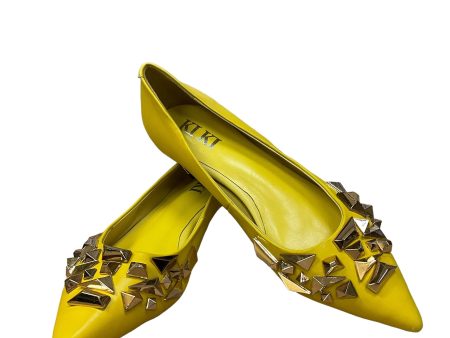 Yellow Shoes Flats Cmc, Size 6 Online Hot Sale